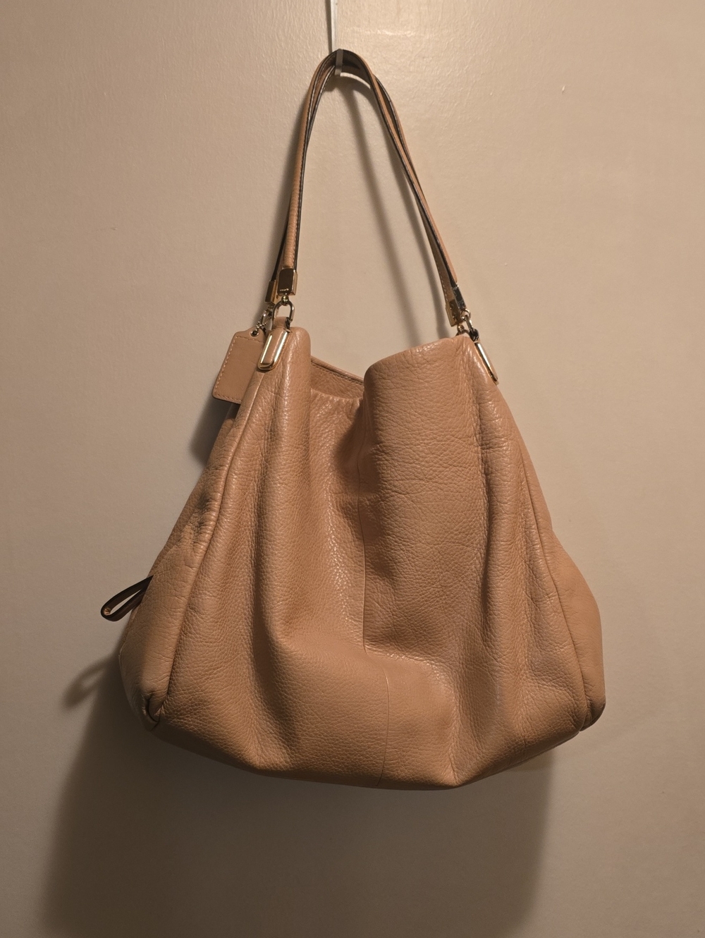 Coach Leather Hobo Bag in Beige - Classic Women’s Shoulder Bag